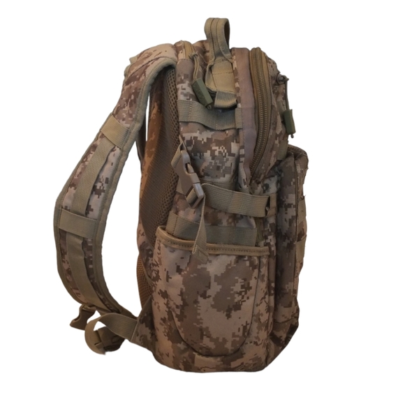 SOG Ninja Tactical Daypack Backpack Camo Molle - Picture 10 of 10